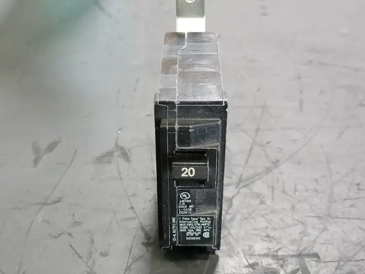 Used LENMARK INDUSTRIES B120 Switchgears British Columbia CA | Lenmark #242147