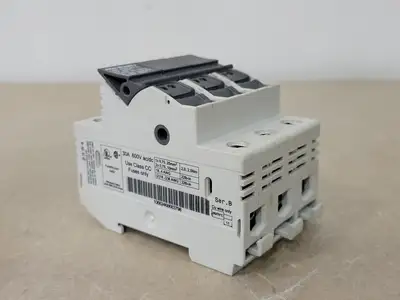USED ALLEN-BRADLEY 1492-FB3C30-L