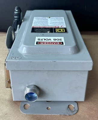 USED Square D H-321-AWK