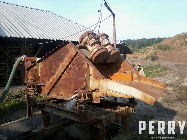 _UNKNOWN_ 3'3" X 6' Screen Vibrating (Hi-Speed &/Or Lite-Duty) | Perry Equipment