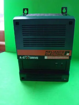 USED RELIANCE ELECTRIC 1AC2002U