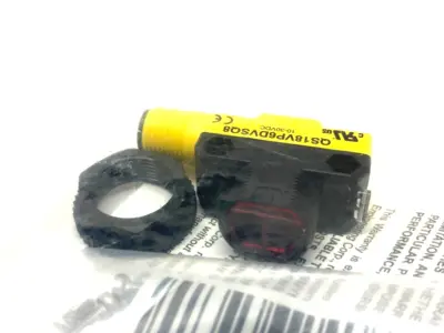 NEW BANNER ENGINEERING WORLD-BEAM ALL PURPOSE PHOTOELECTRIC SENSOR M12 INTEGRAL