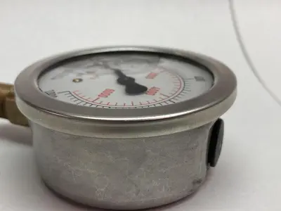 New | in-Stock NOSHOK 0-1000 PSI Universal Pressure Meters Ohio US | Surplus Asset Holdings #1240571
