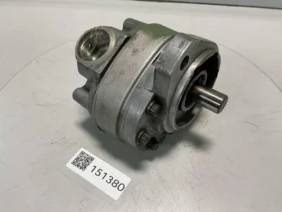 USED EATON D990610LL