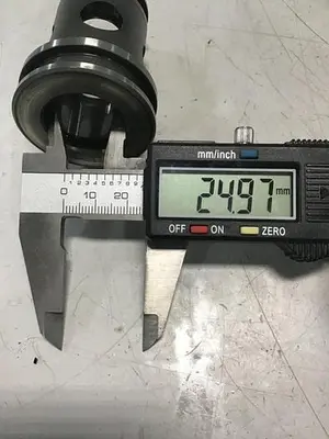 USED VICKERS 25-D20-10