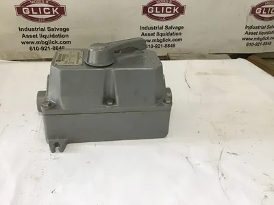 Cutler Hammer B100U0C Explosion Proof Manual Motor Starter