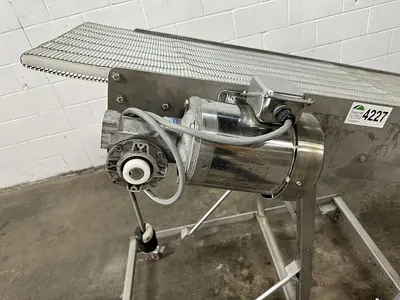 Incline Wire Conveyor
