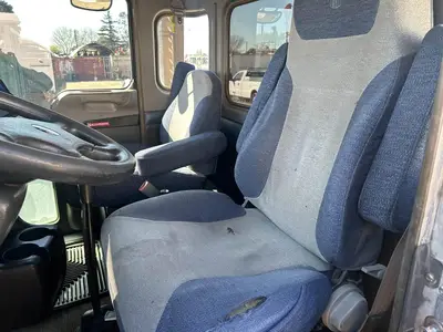 USED 2015 KENWORTH T800