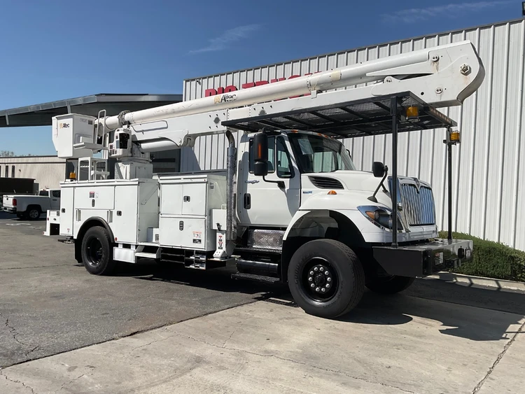 Used 2012 INTERNATIONAL 7500 Bucket (boom) trucks California US | Big Truck & Equipment #1412282