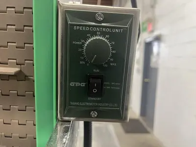 Automatic Cap Elevator