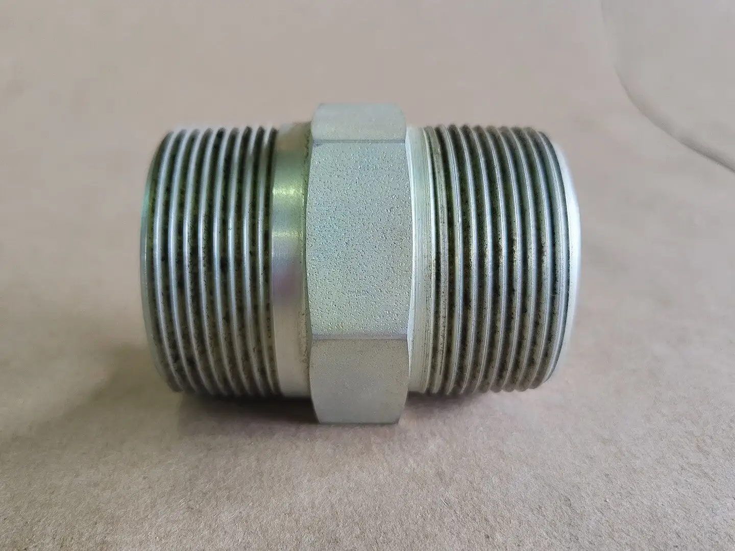 1-1/2" Hex Nipple Adapter