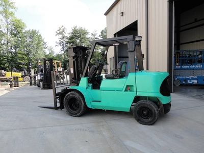 USED MITSUBISHI 1997 3000 LBS