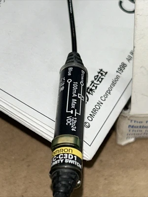 NEW Omron E2EC-C3D1