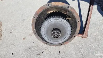 USED TWIN DISC C-108-HP5 PTO/OVER CENTER CLUTCH