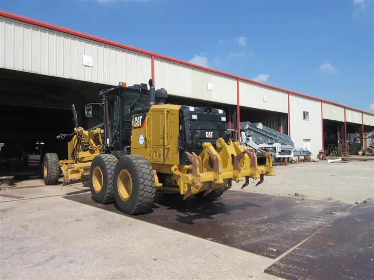 Used 2018 Caterpillar 140M3 AWD Motor Graders | Rubbl #985933