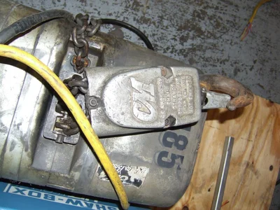 CM Loadstar 2 Ton
