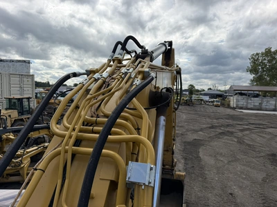 Used 2023 CAT 325 Crawler Excavators Michigan US | Miedema Asset Management Group #1483288