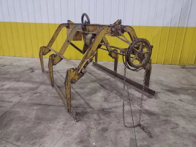10,000 LBS X 96" CF ADJUSTABLE PLATE & SHEET LIFTER: STOCK #22326