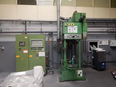 USED LVD 100 TON