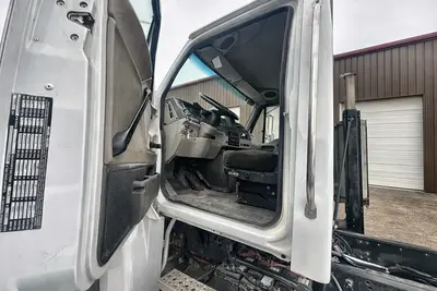 Used 2004 STERLING L9500 Cab Chassis trucks Ohio US | Proxy Equipment #1385310