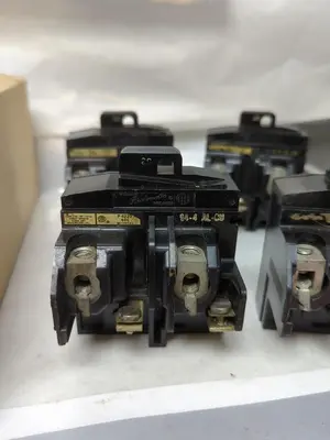 Used PUSHMATIC P4220 Circuit Breakers | Surplus Asset Holdings #1189202