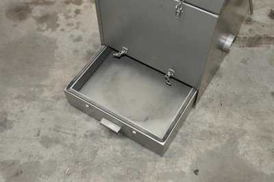 USED GRIT DUST COLLECTOR