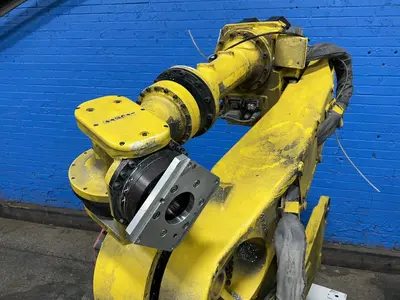 Used 2003 FANUC R2000IA 200FO Robots Ohio US | HGR 24 #1520049