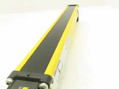 Allen Bradley 440L-T4J0320YD Light Curtain Guardmaster Transmitter Ser A Rev A