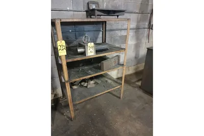 Used _UNKNOWN_ _UNKNOWN_ Work Benches Ohio US | Thompson Auctioneers #1554051
