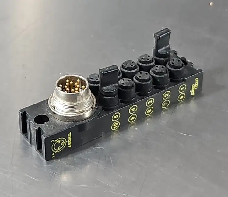 Used Turck _UNKNOWN_ Terminal Blocks South Carolina US | Palmetto Automation #1182885