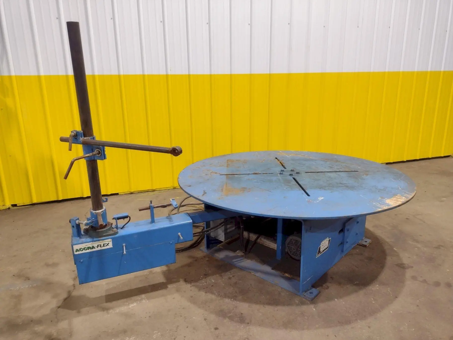 5,500 LBS X 48" AWC (ACCRA-WIRE CONTROLS) MODEL #F-200AF HORIZONTAL PALLET TYPE POWERED DE-COILER REEL: STOCK #19266