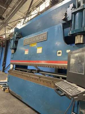 USED CINCINNATI 230 AF X 12FT