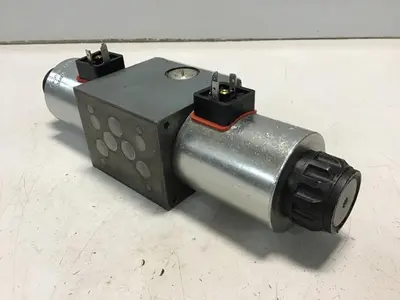 USED REXROTH 4WE10J31/CG24N9Z4