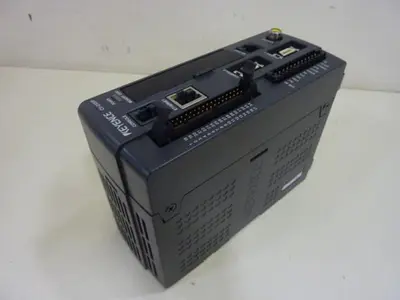 USED KEYENCE CORP CV-2100P
