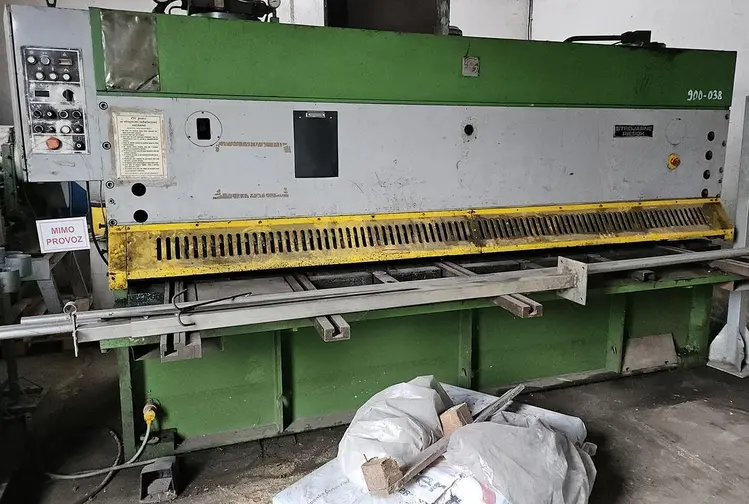Used 1990 PIESOK CNTA 3150/10A Sheet Metal Shears CZ | Amaron s.r.o. #1061648