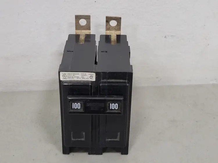 Used CUTLER-HAMMER BA2100 Switchgears British Columbia CA | Lenmark #240741