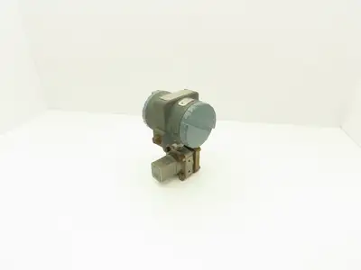 Foxboro 821GM-IK1NL2 Pressure Transmitter 4mA = 0 psi 20mA = 25 psi 12.5- 65 VDC
