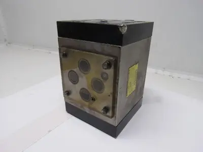 Peqasus 1282NC Hydraulic Servo Valve 22 Ohm 60GPM