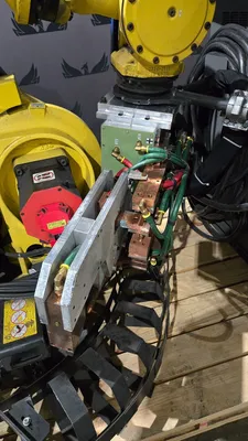 Used 2014 FANUC R-2000iB/210F + R-30iA Robots Michigan US | iGAM Industrial Marketplace #1371399