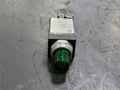 USED ALLEN-BRADLEY 800T-QS24