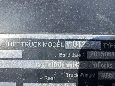 Used 2015 UNILEV UT25P Liquid Propane Forklifts Oregon US | MachineryMax #1341178