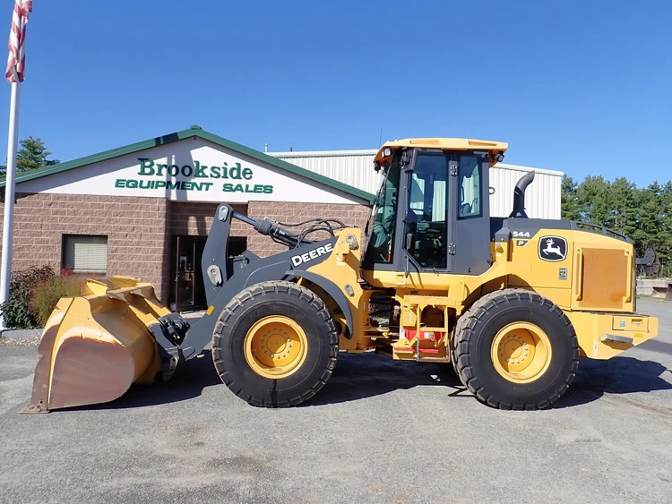 Used 2021 DEERE 544 P-TIER Wheel Loaders Massachusetts US | Brookside Equipment Sales #1459993