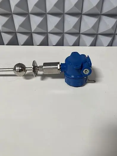 NEW APG MPX/E LEVEL AND TEMPERATURE TRANSMITTER 45PSI