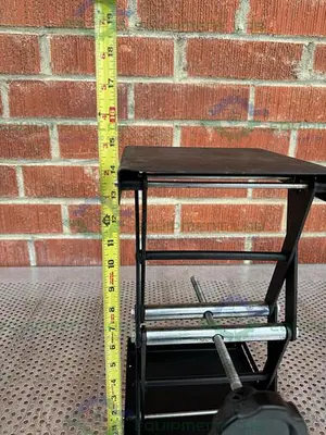 Unknown   8" x 8" x 14 1/2" Table-Top Lab Jack