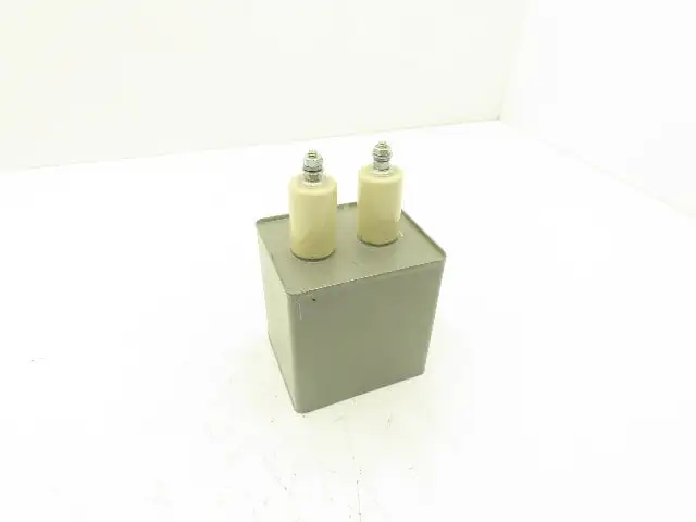 Used PLASTIC CAPACITORS _UNKNOWN_ Capacitors | Arrow Industrial #617407