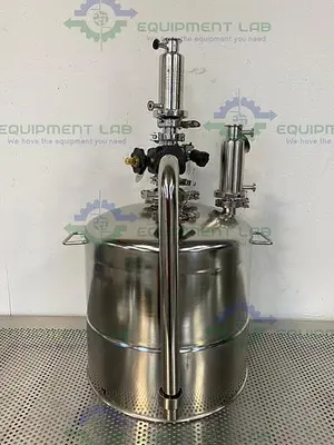 USED ALLOY PRODUCTS 45 LITER STAINLESS STEEL REACTOR 50 PSI W/ BOTTOM DRAIN & VALVES