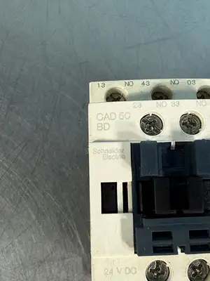 Schneider CAD50BD Contactor CAD-50-BD (4.1.3)
