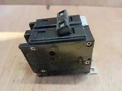 Used CUTLER-HAMMER BA250 Switchgears British Columbia CA | Lenmark #1438399