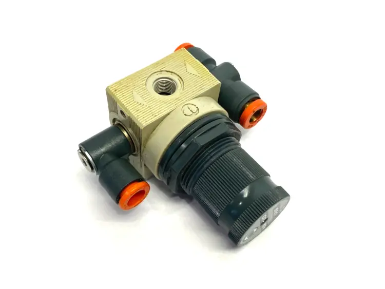 Used Metal Work Pneumatic Regulator 1/4" Ports MISSING O-RING Air Pressure Regulators Michigan US | Maverick Industrial Sales #1389819