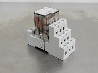 USED ALLEN-BRADLEY 700-HB32A1